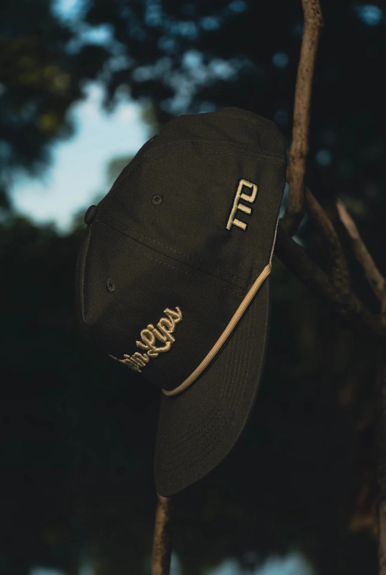 Top Tier Outdoors Rippin Lips Rope Snapback Grey